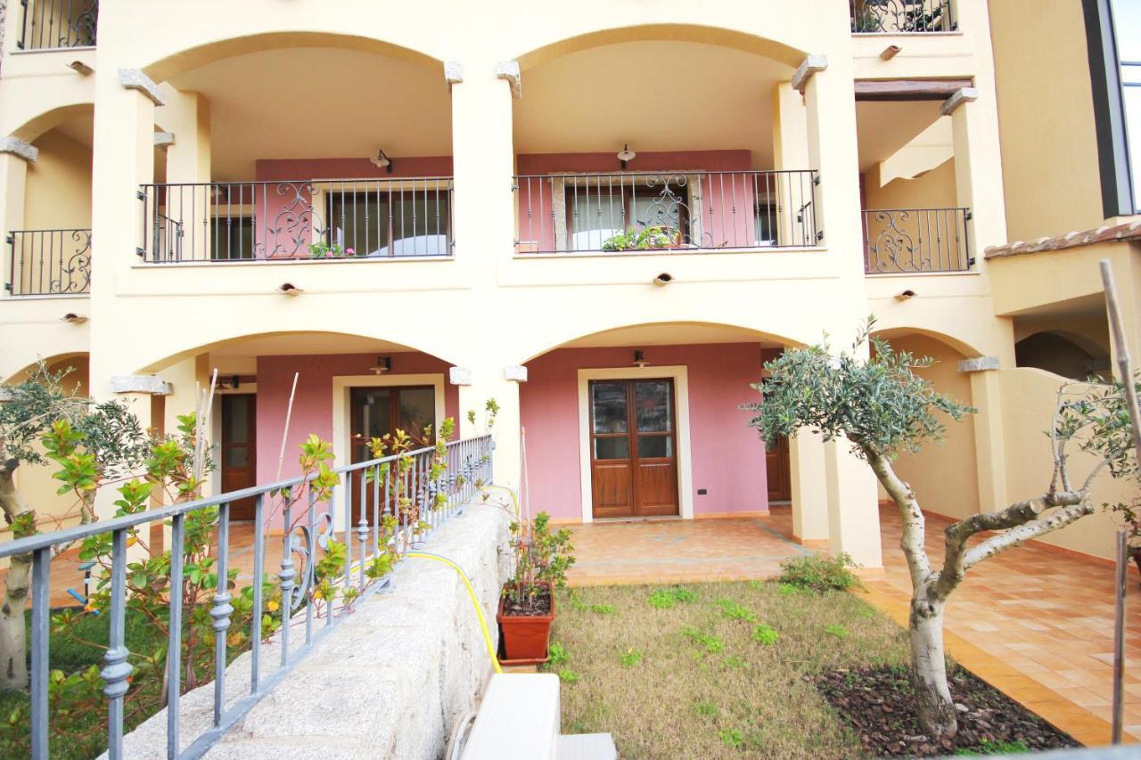 Sa Mirada Apartments Villasimius Buitenkant foto